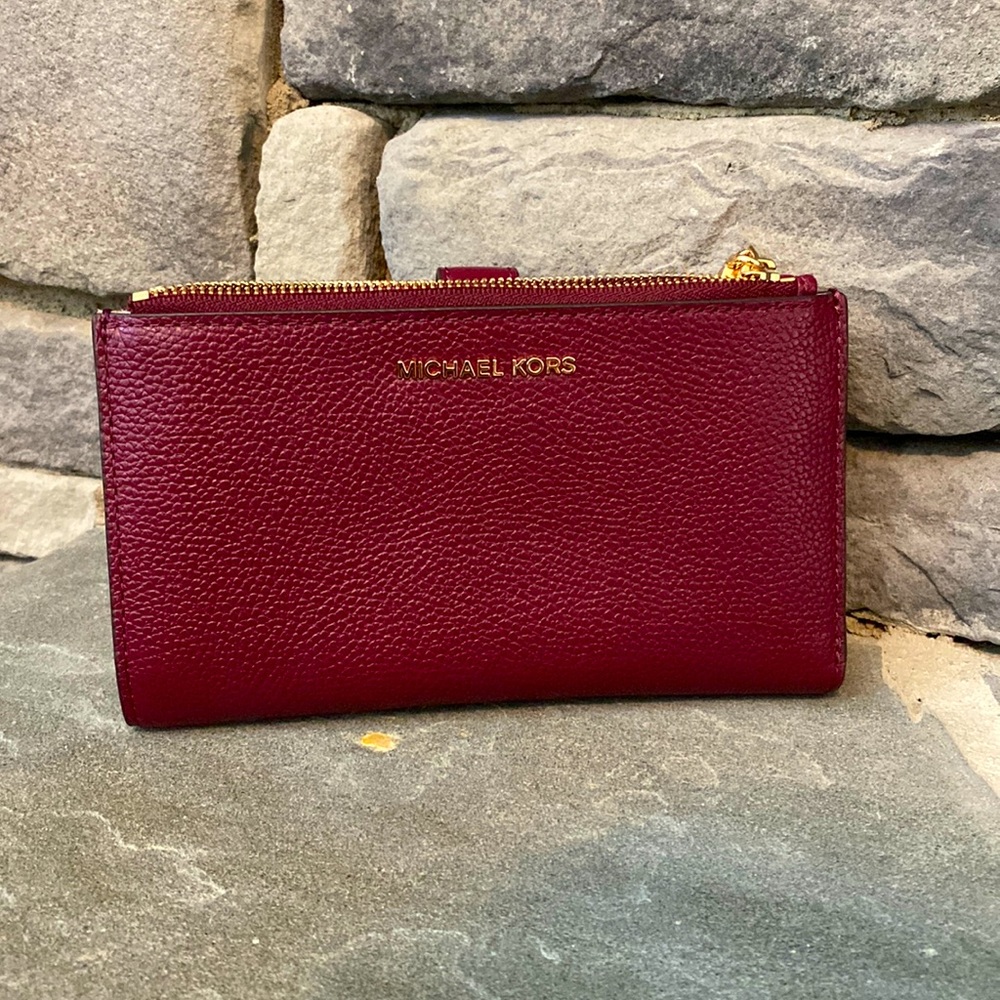 Michael Kors Adele Leather Smartphone Wallet